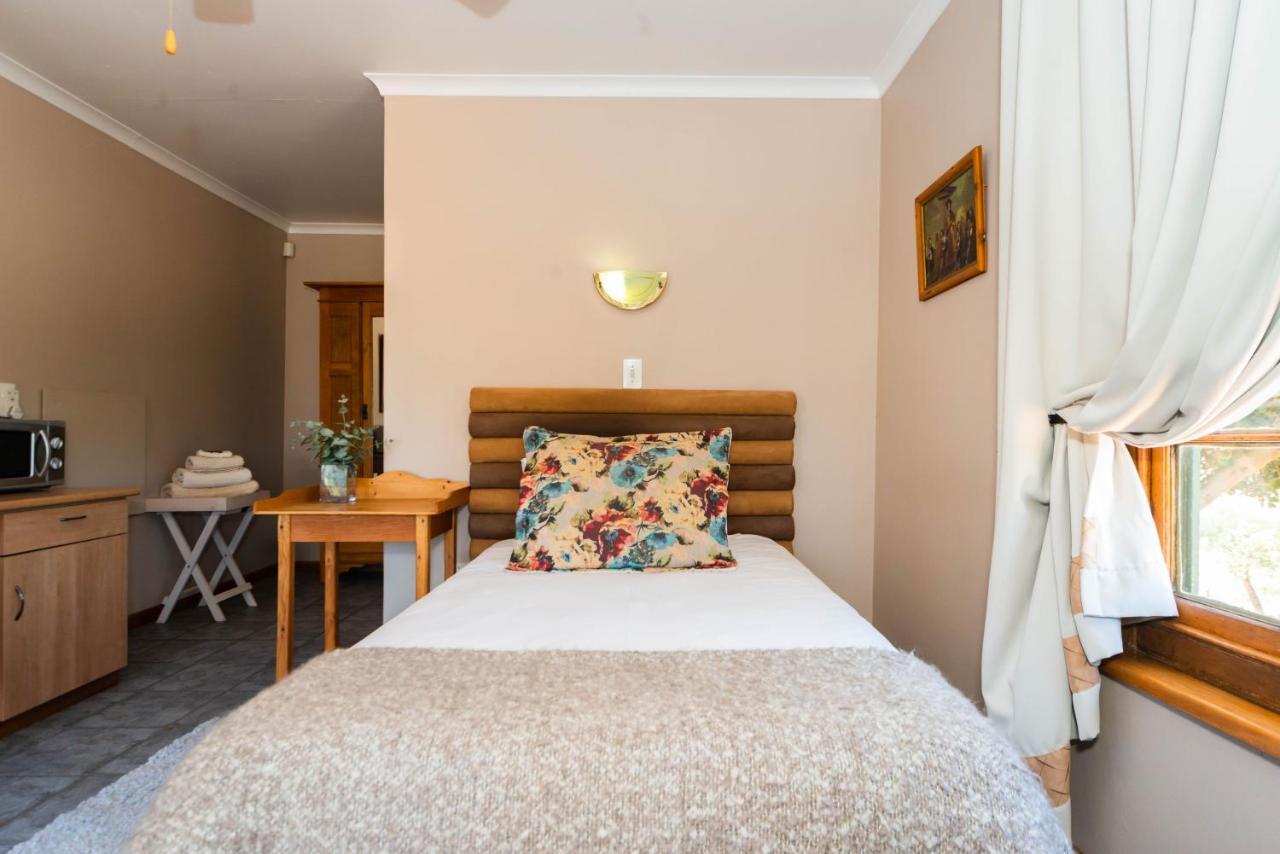 Melkboomsdrift Guest House & Conference Centre Vredendal Ngoại thất bức ảnh