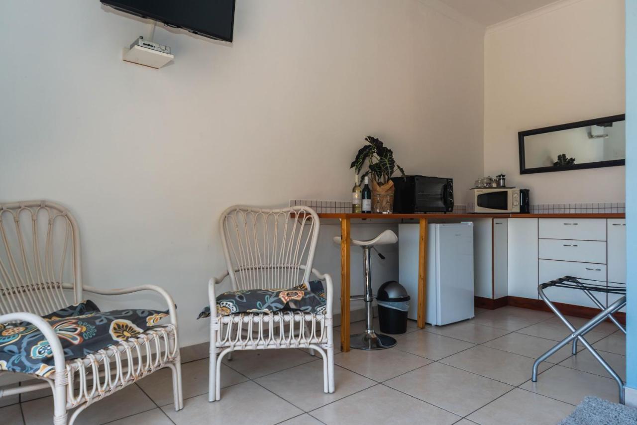 Melkboomsdrift Guest House & Conference Centre Vredendal Ngoại thất bức ảnh
