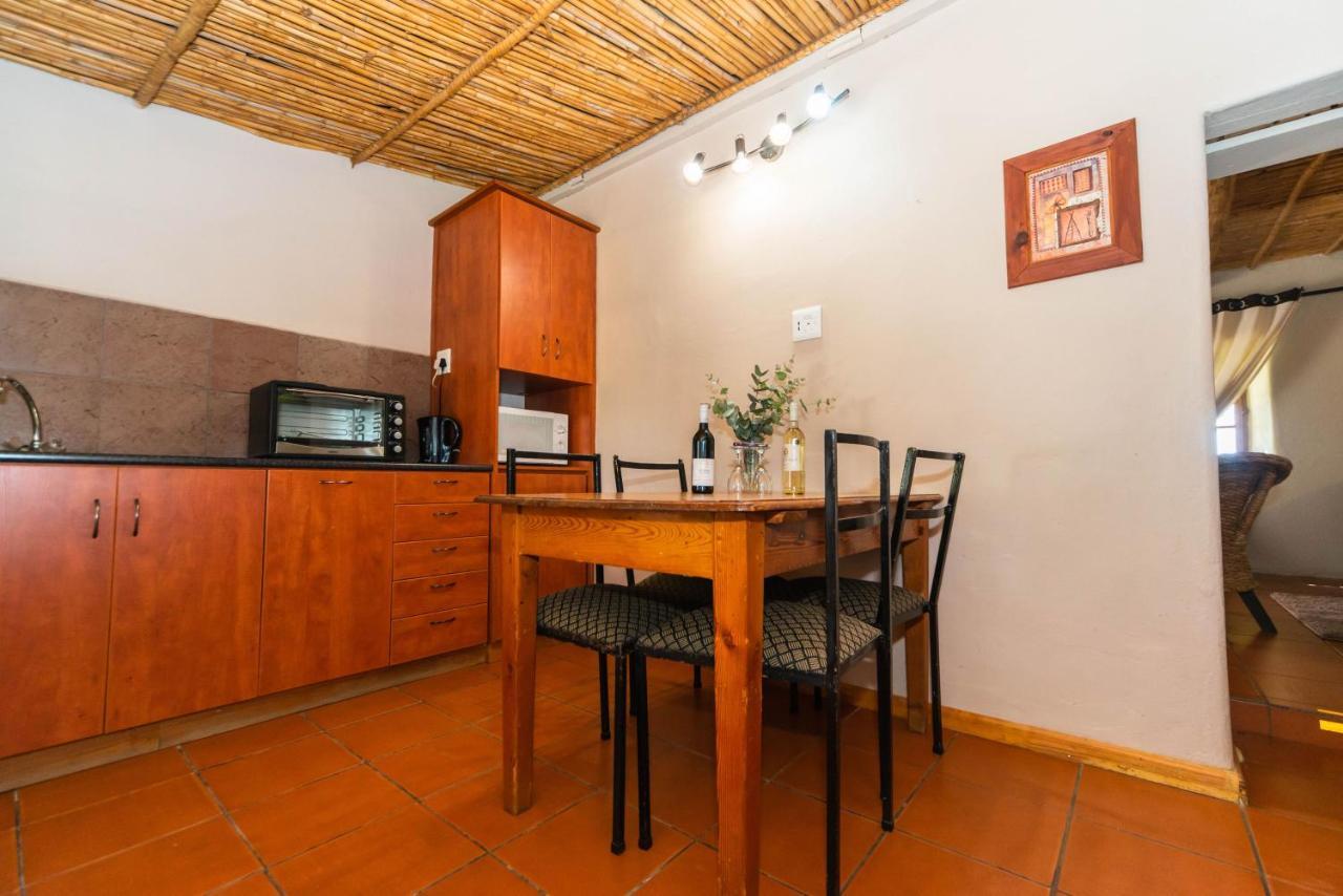 Melkboomsdrift Guest House & Conference Centre Vredendal Ngoại thất bức ảnh