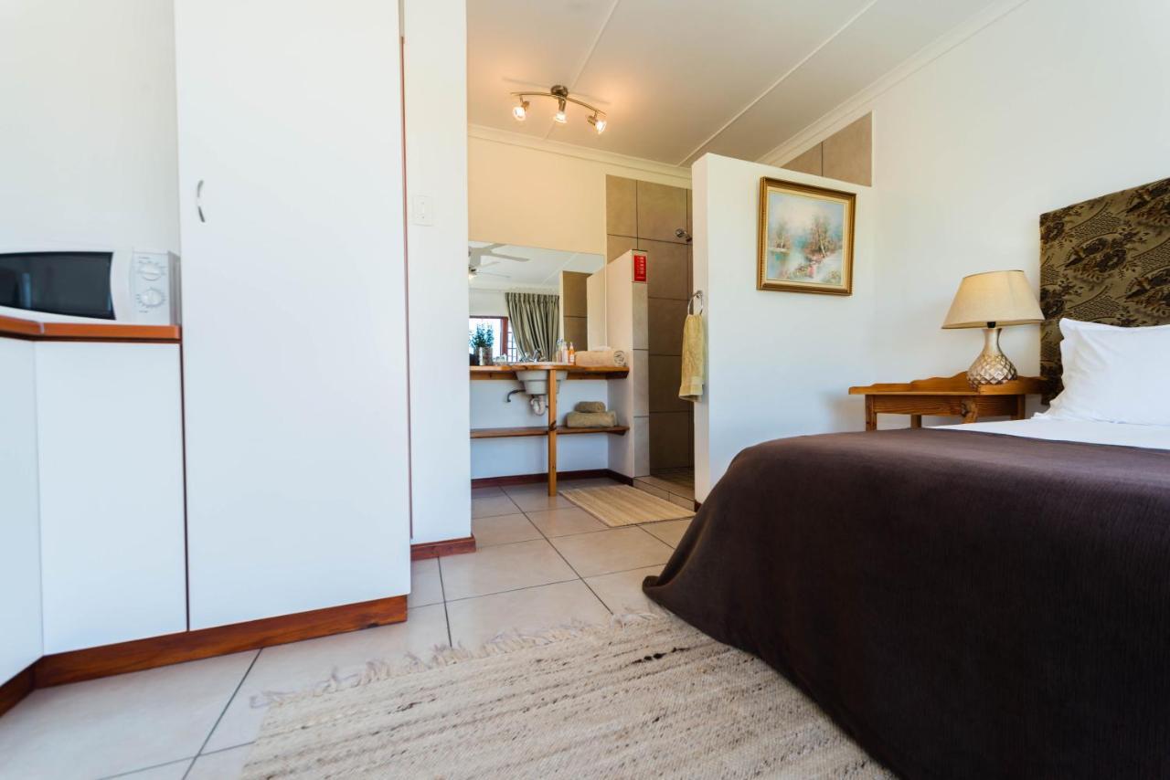 Melkboomsdrift Guest House & Conference Centre Vredendal Ngoại thất bức ảnh